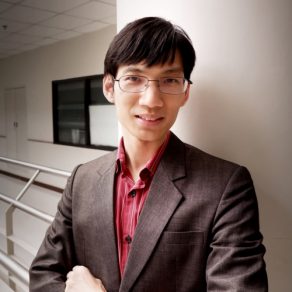 ดร.คณิน อึ้งสกุลสิริ